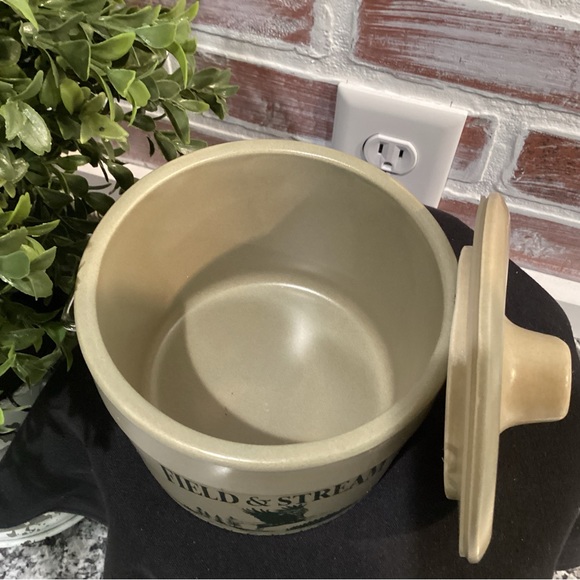 Field & Stream Since 1871 - Ceramic & Metal Crafted Decanter type Lidded Jar - Picture 8 of 12